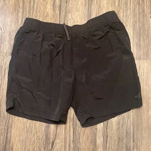 Men’s X-Large black North Face shorts